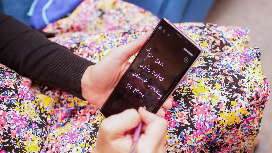 Samsung officially unveiled the Galaxy Note 9 4